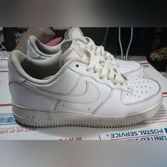 Nike Air Force 1 '07 Men's 9 White Pre-owned