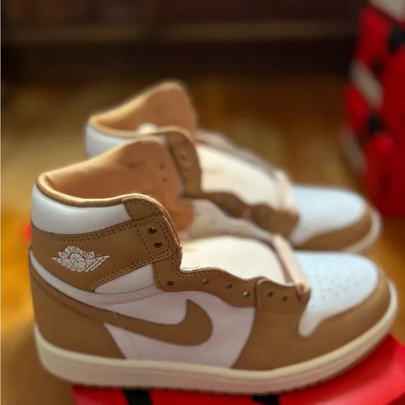 Nike Air Jordan 1 Retro Hi OG Shoes &quot;Praline&quot; White FN6622-201 Womens Si…
