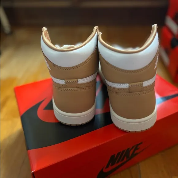 Nike Air Jordan 1 Retro Hi OG Shoes &quot;Praline&quot; White FN6622-201 Womens Si…