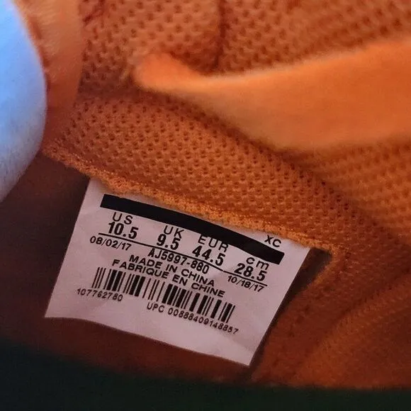 Nike Air Jordan 1 Retro Hi OG Men's Athletic Shoes Size 10.5 Orange Peel w/ Box
