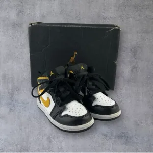 Nike Air Jordan 1 Retro Mid TD Pollen Black White 640735-177 Toddler Sz: 7c