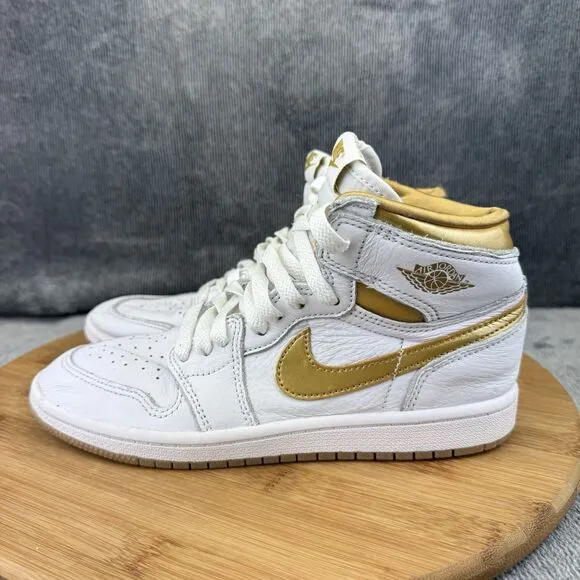 Nike Air Jordan 1 Retro Shoe Boy Size 3 White Gold Basketball Sneaker FD2597-107