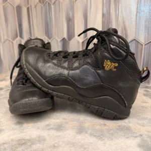 Nike Air Jordan 10 X Retro NYC Basketball Shoes Unisex Kids 4Y Black 310806-012
