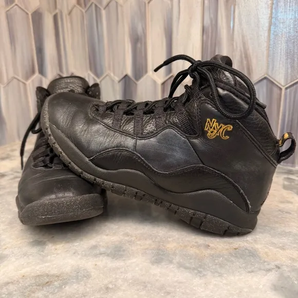 Nike Air Jordan 10 X Retro NYC Basketball Shoes Unisex Kids 4Y Black 310806-012
