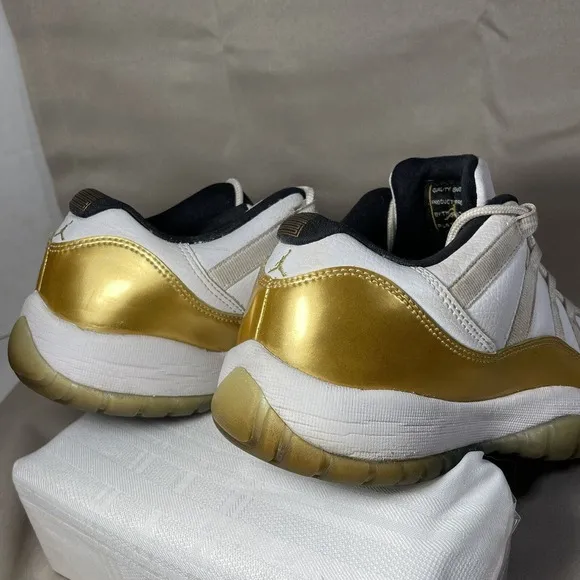 Nike Air Jordan 11 Retro Low GS Closing Ceremony Gold 528896-103 Size 6Y Shoes