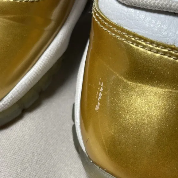 Nike Air Jordan 11 Retro Low GS Closing Ceremony Gold 528896-103 Size 6Y Shoes