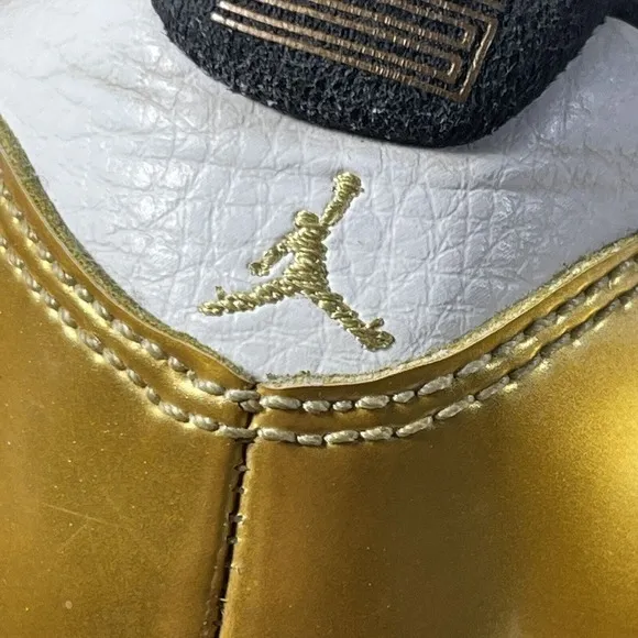 Nike Air Jordan 11 Retro Low GS Closing Ceremony Gold 528896-103 Size 6Y Shoes