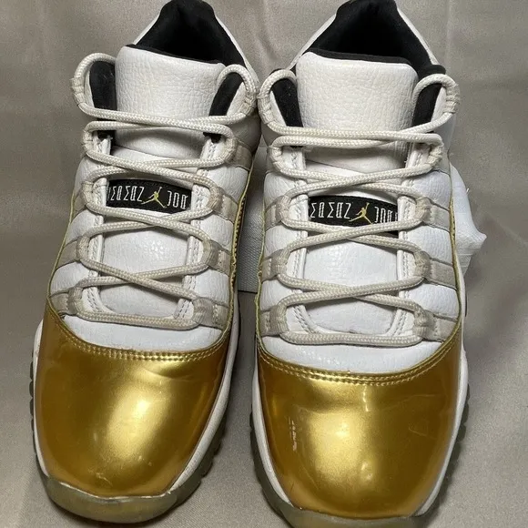 Nike Air Jordan 11 Retro Low GS Closing Ceremony Gold 528896-103 Size 6Y Shoes