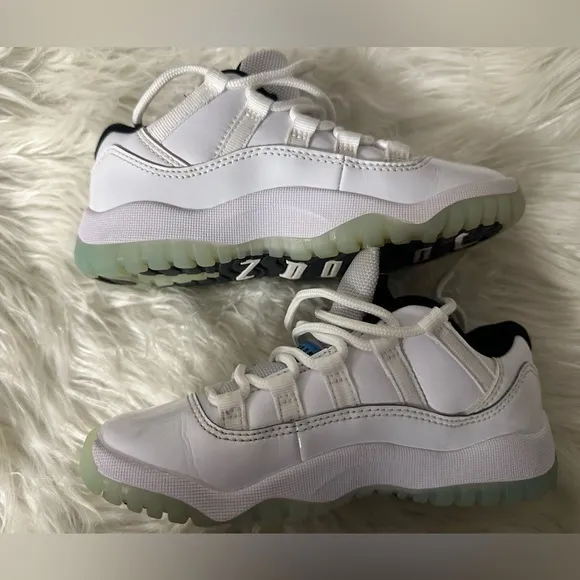 Nike Air Jordan 11 Retro Low (TD)  Shoes White/ Legend Blue size 12 C💙🤍🤍🤍🤍🤍