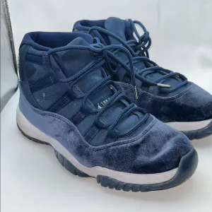 Nike Air Jordan 11 XI Retro Midnight Navy AR0715-441 Women's Size 9