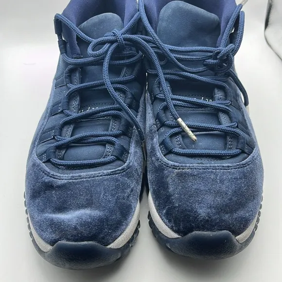 Nike Air Jordan 11 XI Retro Midnight Navy AR0715-441 Women's Size 9