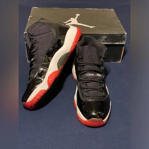 Nike Air Jordan 11 Xl Retro Bred 2012 Size 13 Black Red White