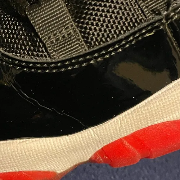 Nike Air Jordan 11 Xl Retro Bred 2012 Size 13 Black Red White