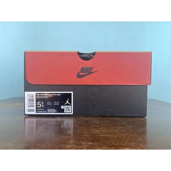 Nike Air Jordan 12 Retro GS “Flu Game” Size 5.5Y/Women's Size 7 153265-002