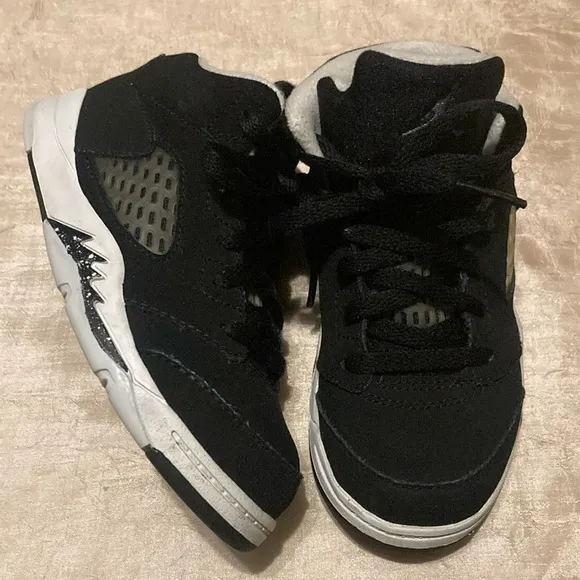 Nike Air Jordan 5 Retro Sneakers Kids Black Shoes 10C