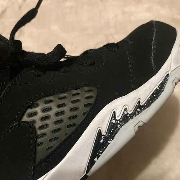Nike Air Jordan 5 Retro Sneakers Kids Black Shoes 10C