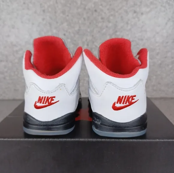 Nike Air Jordan 5 Retro Sneakers Kids Infant 4C Shoes