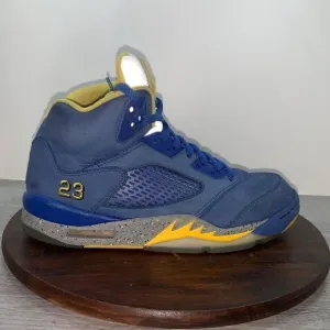Nike Air Jordan 5 Retro Laney Basketball Shoes Mens 9.5 Sneaker CD2720-400 *FLAW