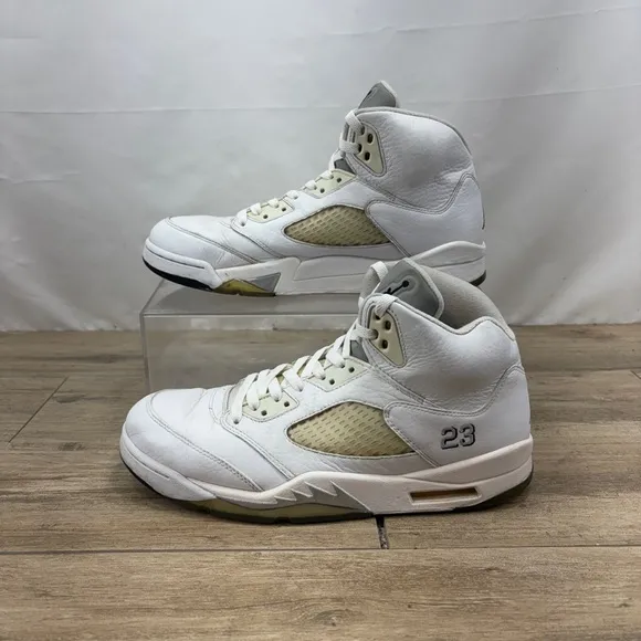 Nike Air Jordan 5 V Retro Metallic White 2015 Mens Size 10.5 Sneakers 136027-130
