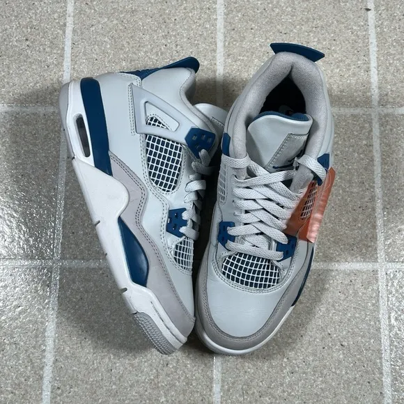 Nike Air Jordan Retro 4 GS Shoes Military Blue HF4281-141 Left  5.5y , Right 5y