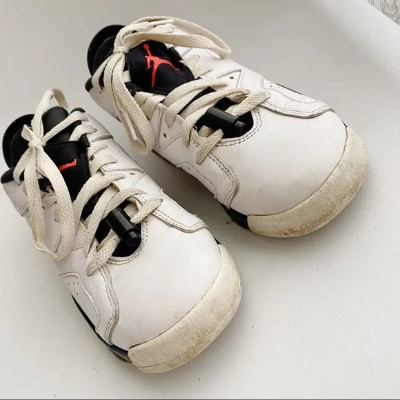 Nike Air Jordan Retro 6 Low Infrared Sneakers 6Y