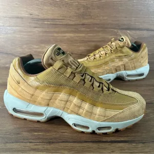 Nike Air Max 95 ‘Metallic Gold’ Sneakers Men’s Size 10 Shoes READ DESCRIPTION