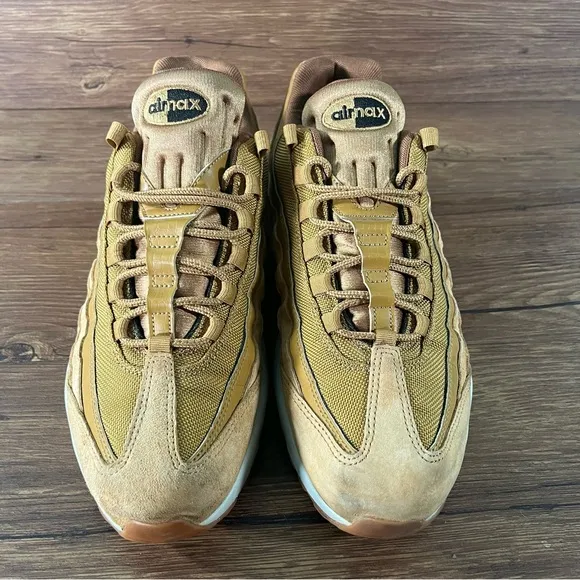Nike Air Max 95 ‘Metallic Gold’ Sneakers Men’s Size 10 Shoes READ DESCRIPTION