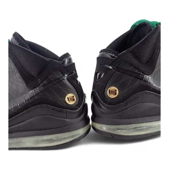 Nike Air Max LeBron James Men's Shoes Size 8.5 Black High Tops 375664-001