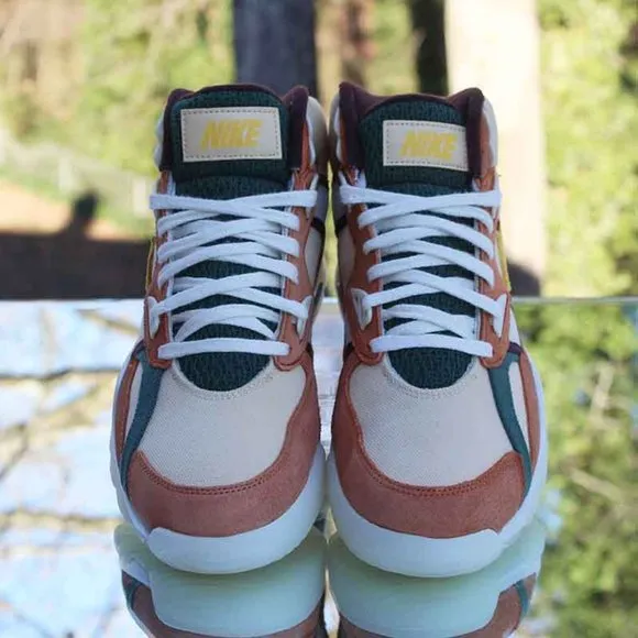Nike Air Trainer SC High Pollen Cider