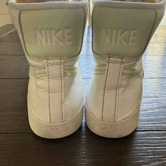 Nike Blazer '77 Next Nature University Color White/Mint Womens 10 High Tops