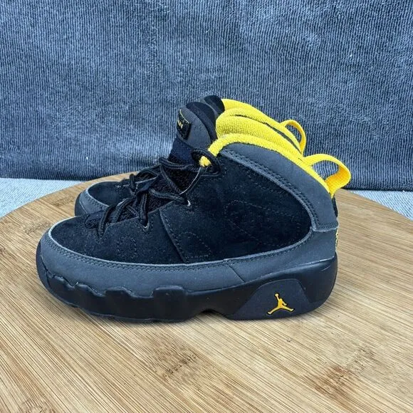 Nike Boys Air Jordan 9 Retro Size 8C Shoes Black Basketball Sneakers Toddler