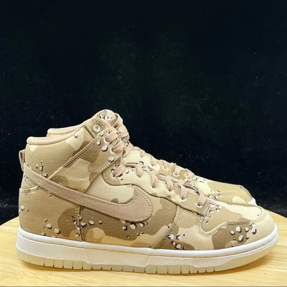 Nike Dunk High Desert Camo - Size Women's 9.5/Men's 8 - DX2314-200