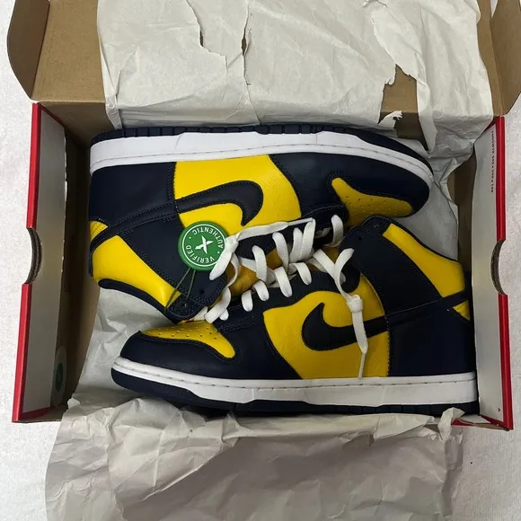 Nike Dunk High SP Retro Michigan Shoes Sneakers Men’s 9.5 Varsity Maize Navy