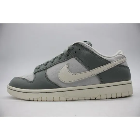 Nike Dunk Low Retro PRM Men's Size 8.5 Shoes &quot;Mica Green&quot; Photon Dust DV7212-300
