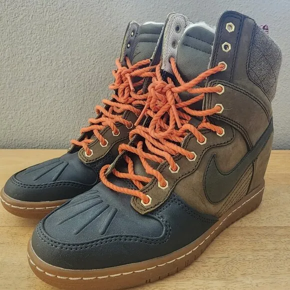 Nike Dunk Sky High Green Suede Wedge Sneaker Shoe Boots Womens 6