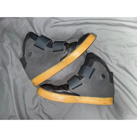 Nike Flystepper 2K3 Mens Size 10.5 Black Gray Athletic Shoes Sneakers 644576-004