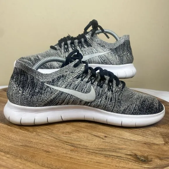 Nike Free Run Flyknit Oreo Womens Black And White Size 7.5 Running Shoes
