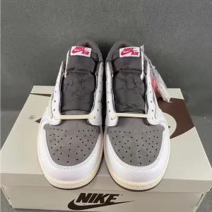 Nike Gray and White Retro-Inspired Sneakers