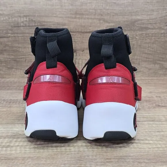 Nike Jordan Trunner LX High Men's Size 9 Red Black Sneakers (AA1347-601)