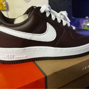 Nike Kids Shoes Brown and White