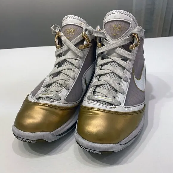 Nike LeBron 7 Retro Youth China Moon Gold‎ White Sneakers US Size 5.5Y