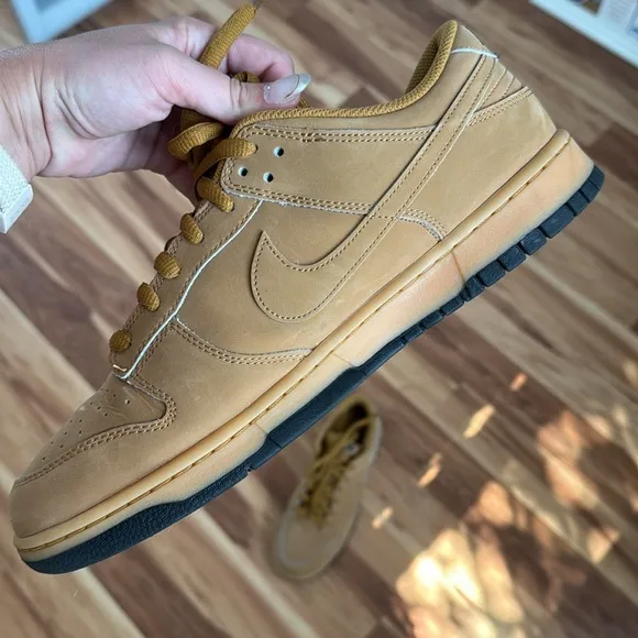 Nike Men's Tan/golden brown suede low dunks size 12.5