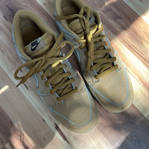 Nike Men's Tan/golden brown suede low dunks size 12.5