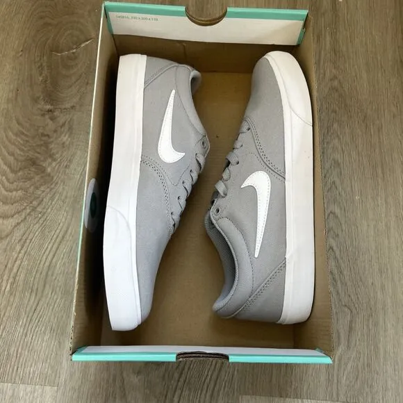 Nike SB Charge Canvas Solarsoft Men's 9 Gray Shoes Low Top Retro Skate Sneakers