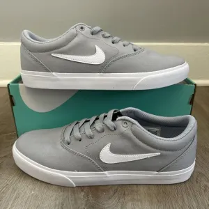 Nike SB Charge Canvas Solarsoft Men's 9 Gray Shoes Low Top Retro Skate Sneakers