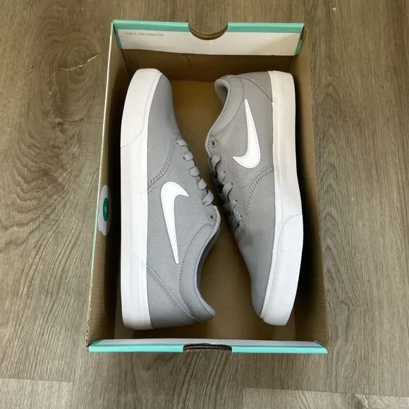 Nike SB Charge Canvas Solarsoft Men's 9 Gray Shoes Low Top Retro Skate Sneakers