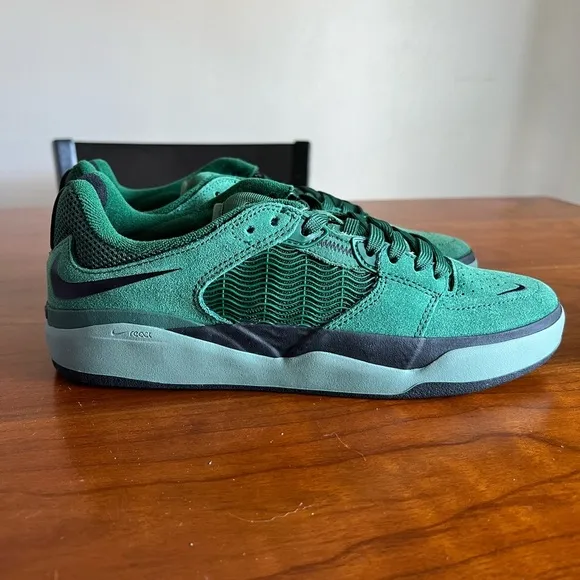 Nike SB Ishod Shoes DC7232-301 Heineken Green Black Skate