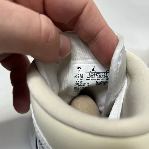 Nike Shoes Air Jordan 1 Mid Retro WMNS “Coconut Milk” 2024