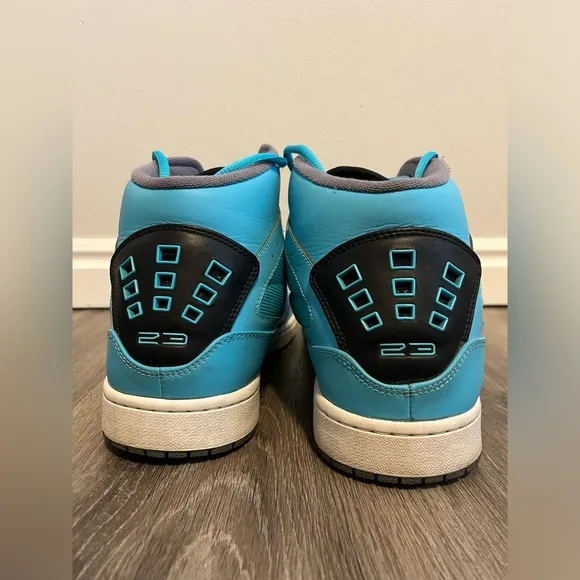 Nike Shoes Mens Size 13 Jordan 1 Flight Mid High Tops 372704-409 Gamma Blue