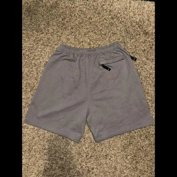 Nike Solo Swoosh French Terry Short Space Sample
